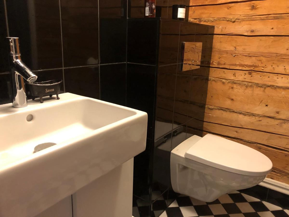 Stationmaster'S Studio Порвоо Экстерьер фото